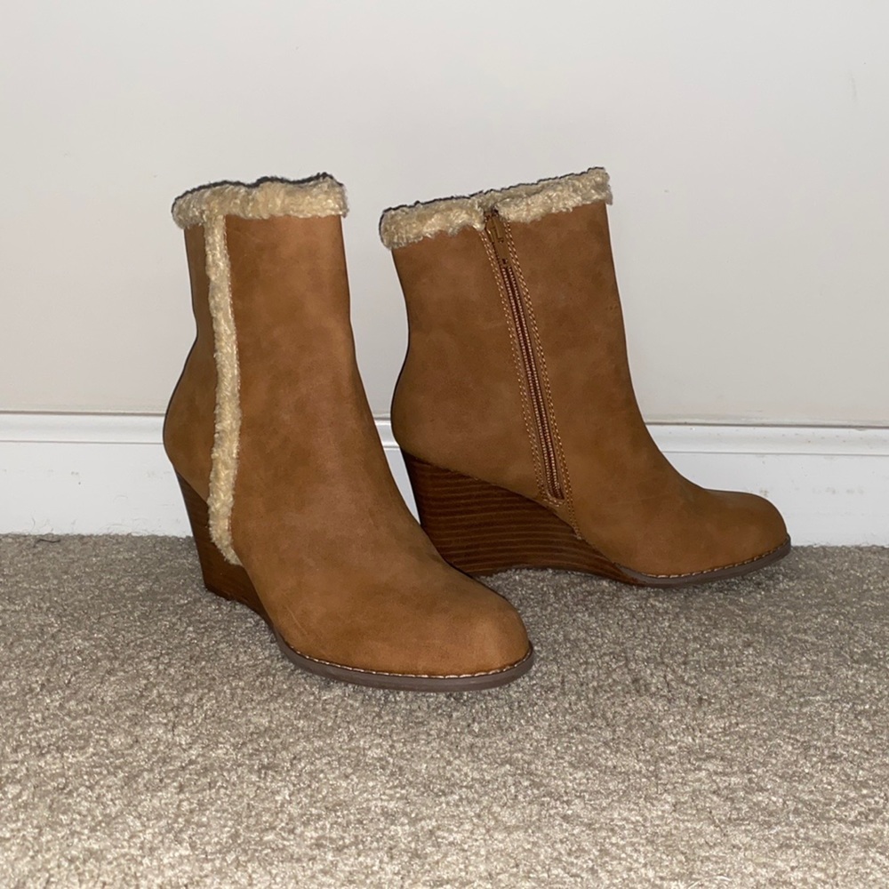 Brand new! Never worn!